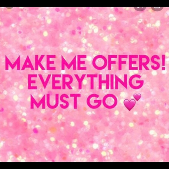 Meet your Posher, Necole - Picture 2 of 2